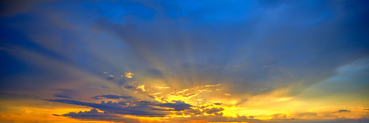 Hdrworkshop Com Holy Light From Above Sunrays Beam Of Light Clouds 3 1 Panorama